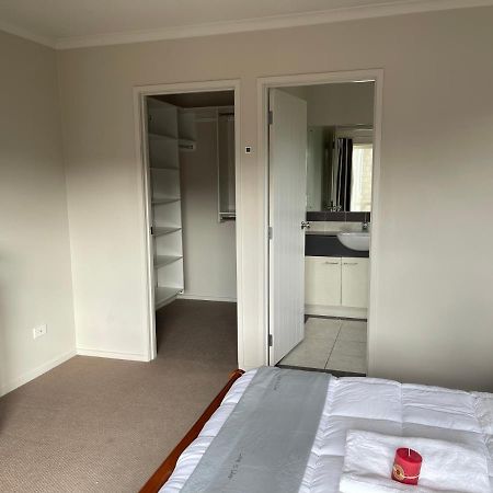 Ruth'S House Homestay Master Room With Private Shower And Toilet Auckland Bagian luar foto