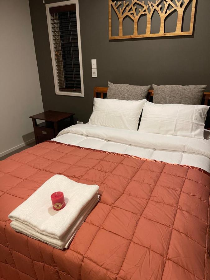 Ruth'S House Homestay Master Room With Private Shower And Toilet Auckland Bagian luar foto